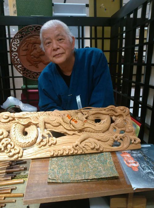 江戸木彫刻お父さん.jpg