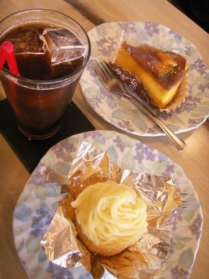 cafeヴォルガ屋ケーキ.jpg